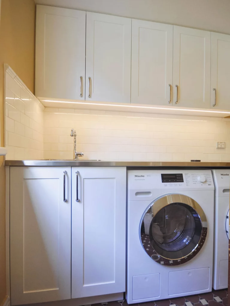 Modern Laundry Construction